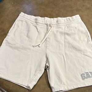 GAP Men's Off-White Athletic Shorts